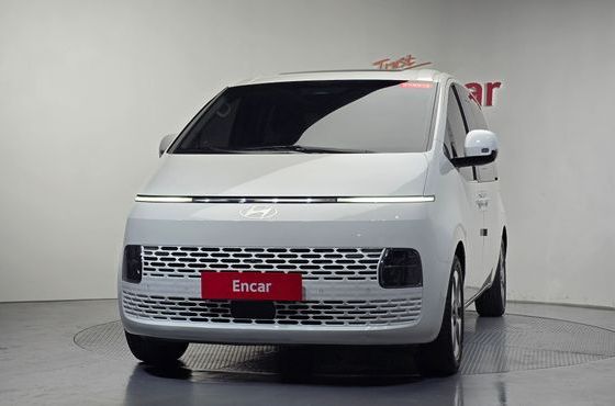 Hyundai Staria Tourer 11-Seater Modern — пробег 21 830 км — фото 3 из 5