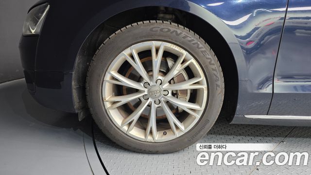Audi A8 из Кореи Encar