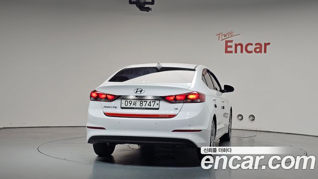 Hyundai AVANTE из Кореи Encar