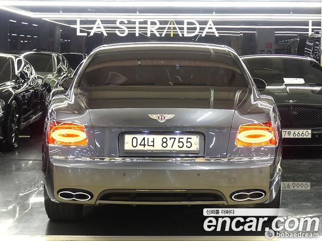 Bentley Flying Spur 4.0 — пробег 67 261 км — фото 2 из 5