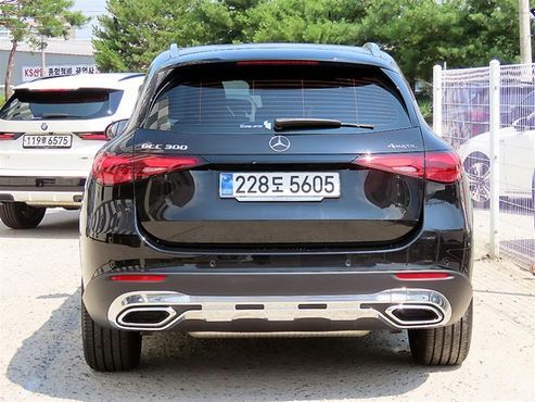Mercedes-Benz GLC-Class GLC 300 4MATIC Avantgarde — пробег 15 886 км — фото 2 из 5