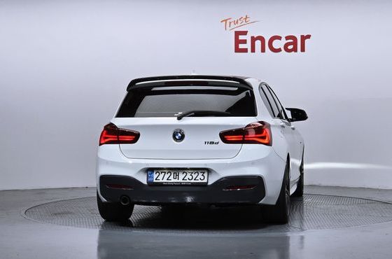 BMW 1-Series 118d M Sport Shadow 5 Door — пробег 182 569 км — фото 4 из 5