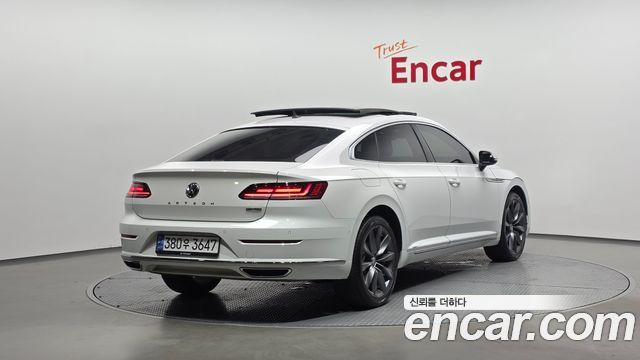 Volkswagen Arteon 2.0 TDI Presige 4Motion — пробег 76 180 км — фото 2 из 5