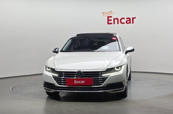 Volkswagen Arteon 2.0 TDI Presige 4Motion — пробег 76 180 км — фото 3 из 5