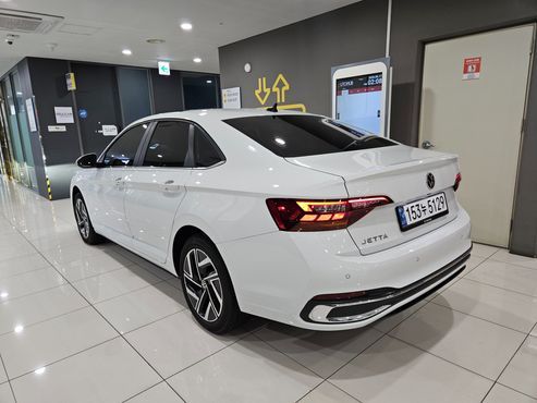 Volkswagen Jetta 1.5 TSI Prestige — пробег 16 923 км — фото 2 из 5