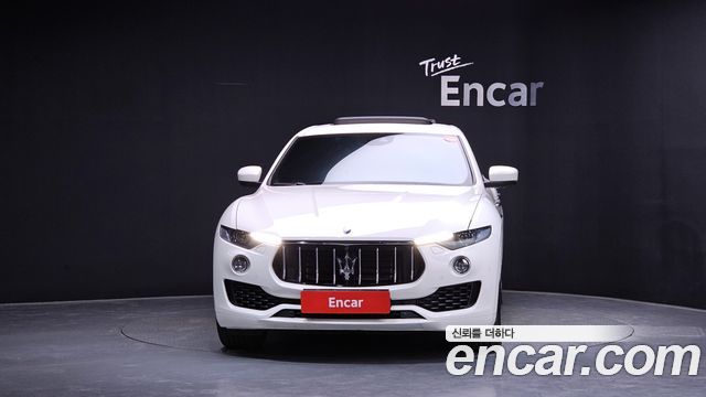 Maserati Levante 3.0 AWD GranLusso — пробег 109 688 км — фото 3 из 5