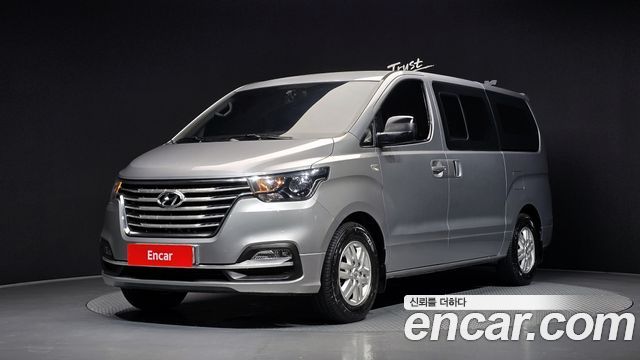 Hyundai Starex Van 5-Seater Modern — пробег 102 394 км — фото 1 из 5