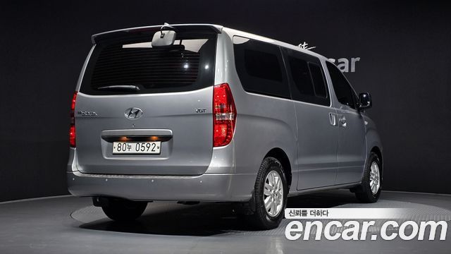 Hyundai Starex Van 5-Seater Modern — пробег 102 394 км — фото 2 из 5
