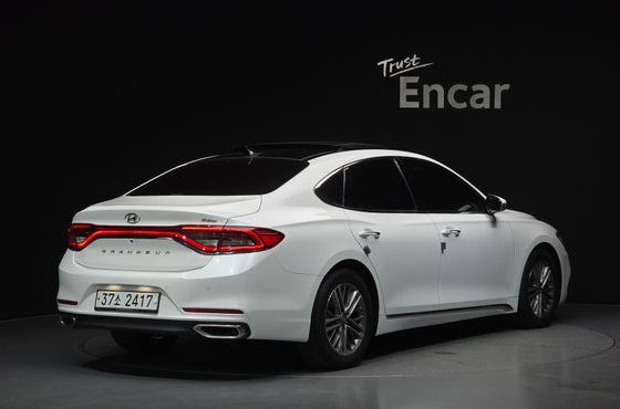 Hyundai Grandeur 2.2 Diesel Premium — пробег 127 470 км — фото 2 из 5