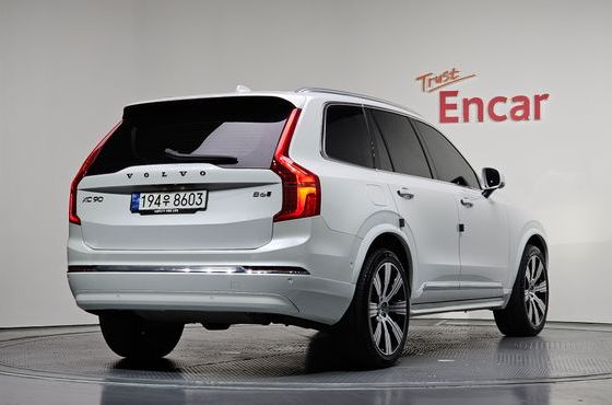 Volvo XC90 B6 Ultimate Bright — пробег 107 126 км — фото 2 из 5