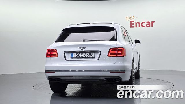 Bentley Bentayga из Кореи Encar