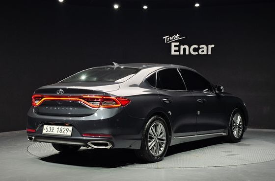 Hyundai Grandeur 2.4 Premium — пробег 39 312 км — фото 2 из 5