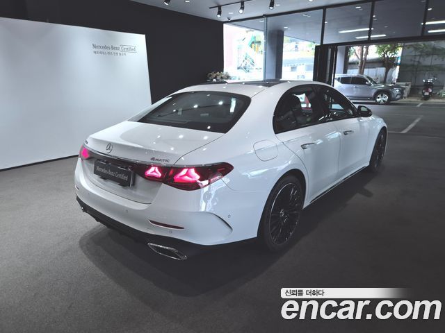Mercedes-Benz E-Class из Кореи Encar