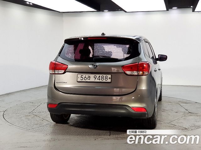 Kia Carens из Кореи Encar
