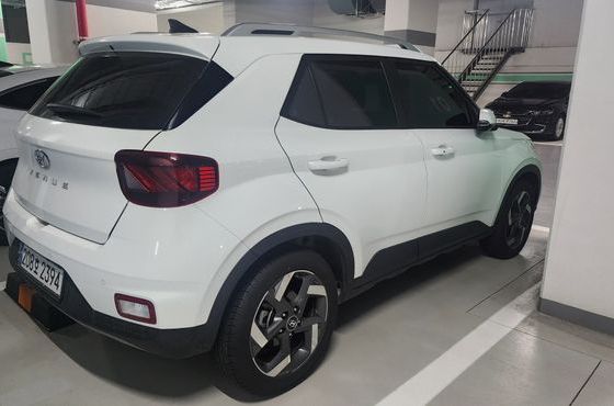 Hyundai Venue 1,6 Premium — пробег 6 966 км — фото 3 из 5