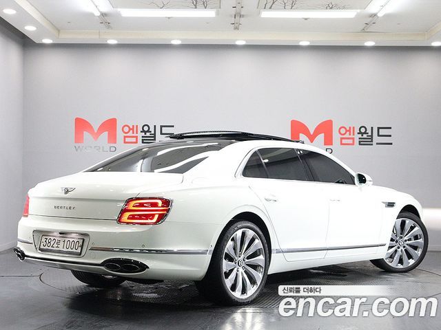 Bentley Flying Spur 4.0 — пробег 48 675 км — фото 4 из 5