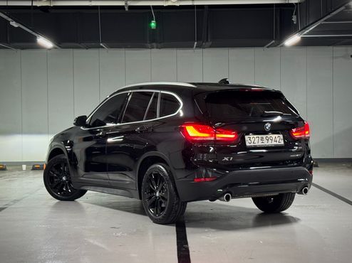 BMW X1 xDrive 20i Advantage — пробег 25 279 км — фото 2 из 5