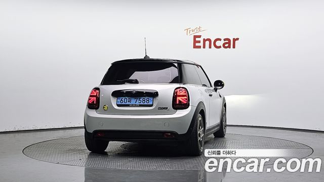 Mini Cooper из Кореи Encar