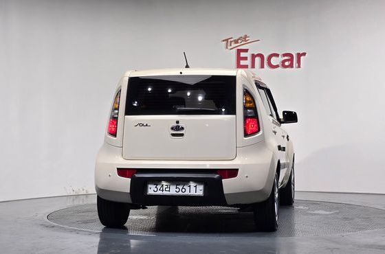 Kia Soul Gasoline 1.6 Smart — пробег 101 974 км — фото 4 из 5