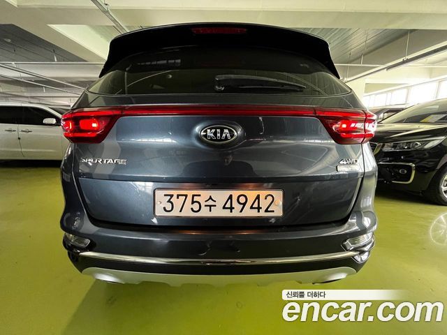 Kia Sportage Diesel 2.0 4WD Prestige — пробег 50 000 км — фото 2 из 5