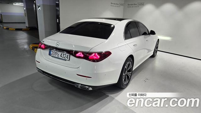 Mercedes-Benz E-Class из Кореи Encar