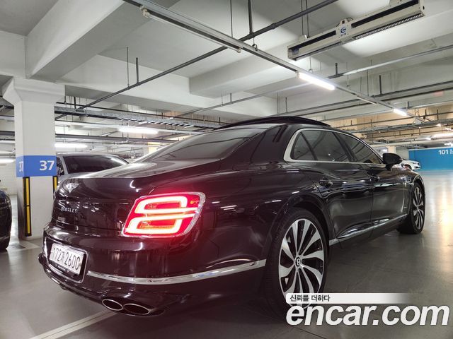 Bentley Flying Spur из Кореи Encar