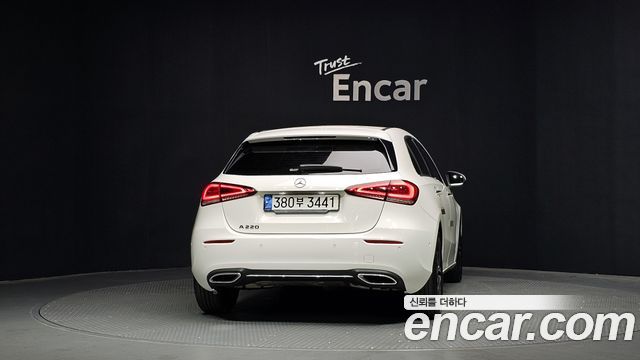 Mercedes-Benz A-Class из Кореи Encar