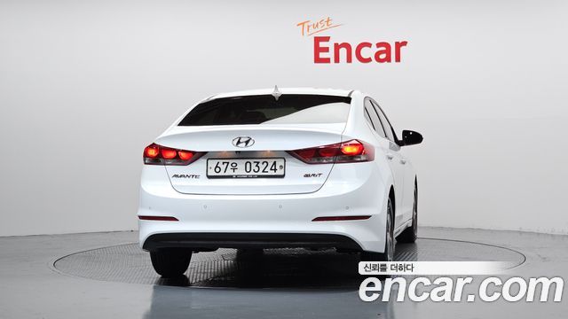 Hyundai AVANTE из Кореи Encar