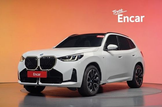 BMW X3 xDrive 20 M Sport Pro — пробег 6 142 км — фото 1 из 5