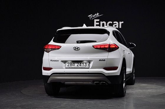 Hyundai Tucson Diesel 2.0 2WD Premium — пробег 132 293 км — фото 4 из 5