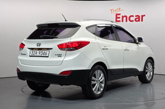 Hyundai Tucson Diesel 2WD LX20 Luxury — пробег 173 555 км — фото 2 из 5