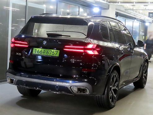BMW X5 xDrive 40i M Sport — пробег 5 453 км — фото 4 из 5