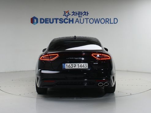 Kia Stinger 2.2 Diesel AWD Platinum — пробег 212 889 км — фото 4 из 5