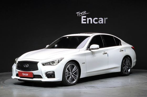 Infiniti Q50 3.5 Hybrid Essence — пробег 173 374 км — фото 1 из 5