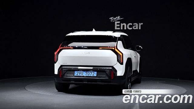 Kia EV3 из Кореи Encar
