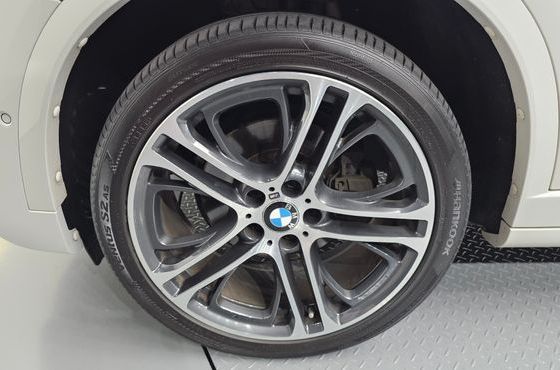 BMW X4 xDrive20d M Sport — пробег 121 130 км — фото 5 из 5