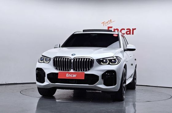 BMW X5 xDrive 45e M Sport — пробег 21 752 км — фото 3 из 5