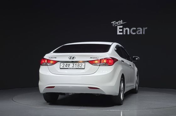 Hyundai AVANTE M16 GDI Premier — пробег 85 078 км — фото 4 из 5