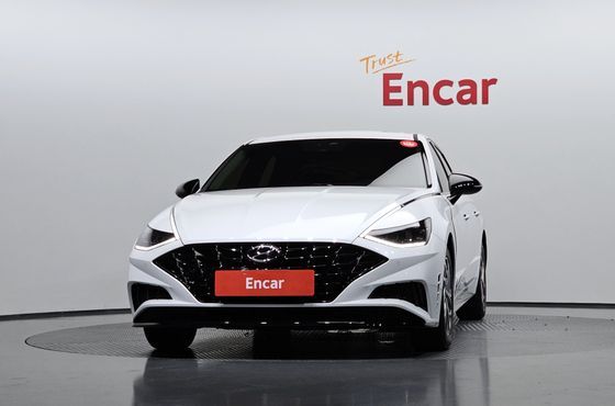 Hyundai Sonata 2.0 Premium Plus — пробег 72 978 км — фото 3 из 5
