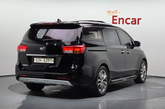 Kia Carnival 9-seater Noblesse — пробег 160 876 км — фото 2 из 5
