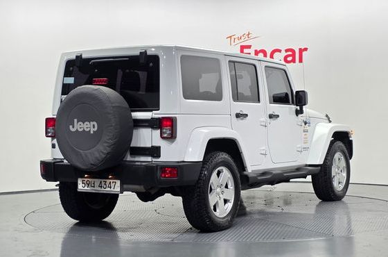 Jeep Wrangler 2.8 Diesel Sahara 4Door — пробег 67 806 км — фото 2 из 5