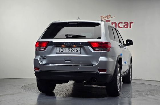 Jeep Cherokee 3.6 Overland WK2 — пробег 102 356 км — фото 4 из 5