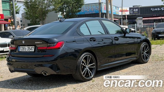 BMW 3-Series 330e M Sport — пробег 35 349 км — фото 2 из 5