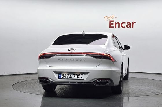 Hyundai Grandeur Premium — пробег 118 449 км — фото 4 из 5