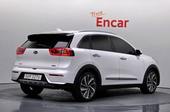 Kia Niro Noblesse — пробег 118 545 км — фото 2 из 5