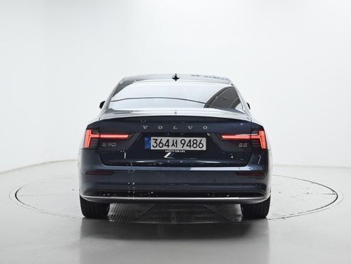 Volvo S90 B5 Ultra Bright — пробег 190 км — фото 4 из 5