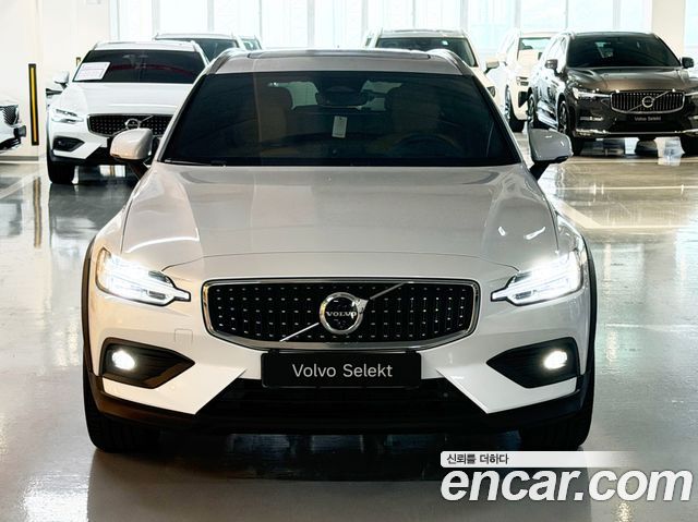 Volvo V60 из Кореи Encar