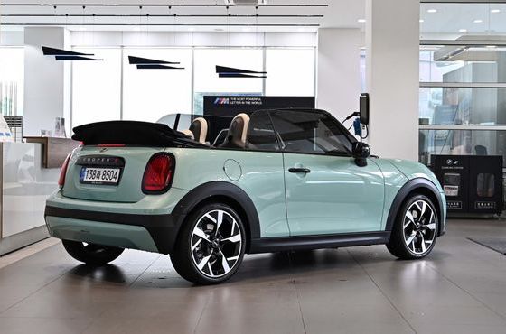 Mini Cooper Convertible Favoured — пробег 7 634 км — фото 4 из 5