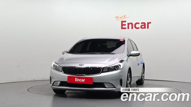 Kia K3 из Кореи Encar