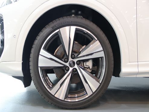 Audi Q5 45 TFSI Quattro S line — пробег 20 км — фото 5 из 5
